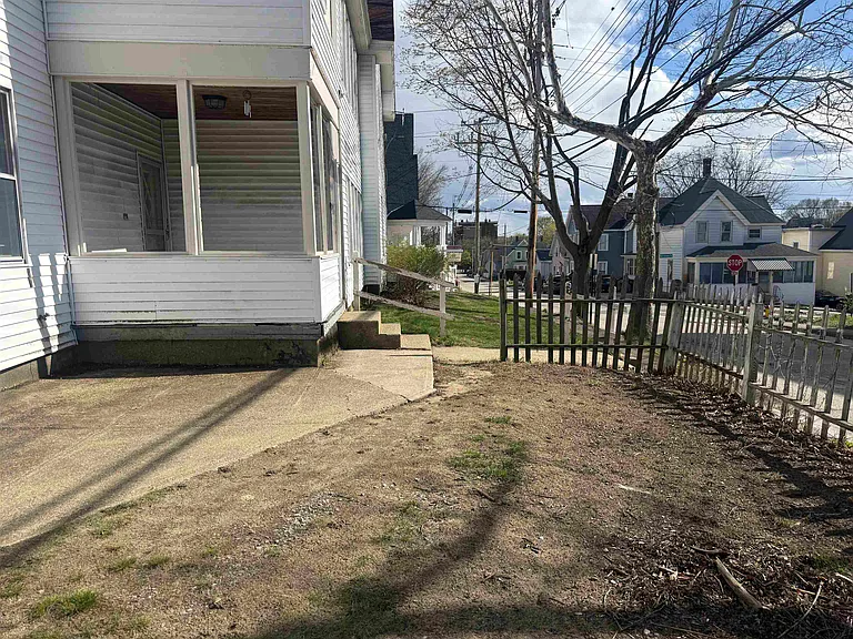442 Merrimack St #2E — Photo 8
