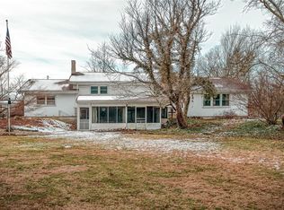 1235 Tucker Beach Rd, Paris, IL 61944