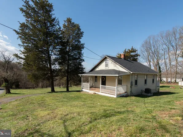 5722 Hildebrand Rd, Frederick, MD 21704