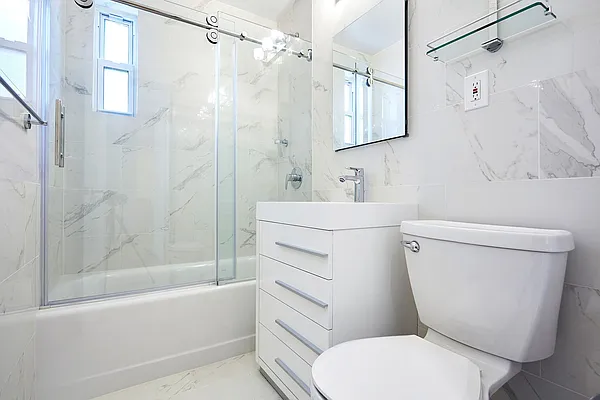 Sold by Nest Seekers International | media 9