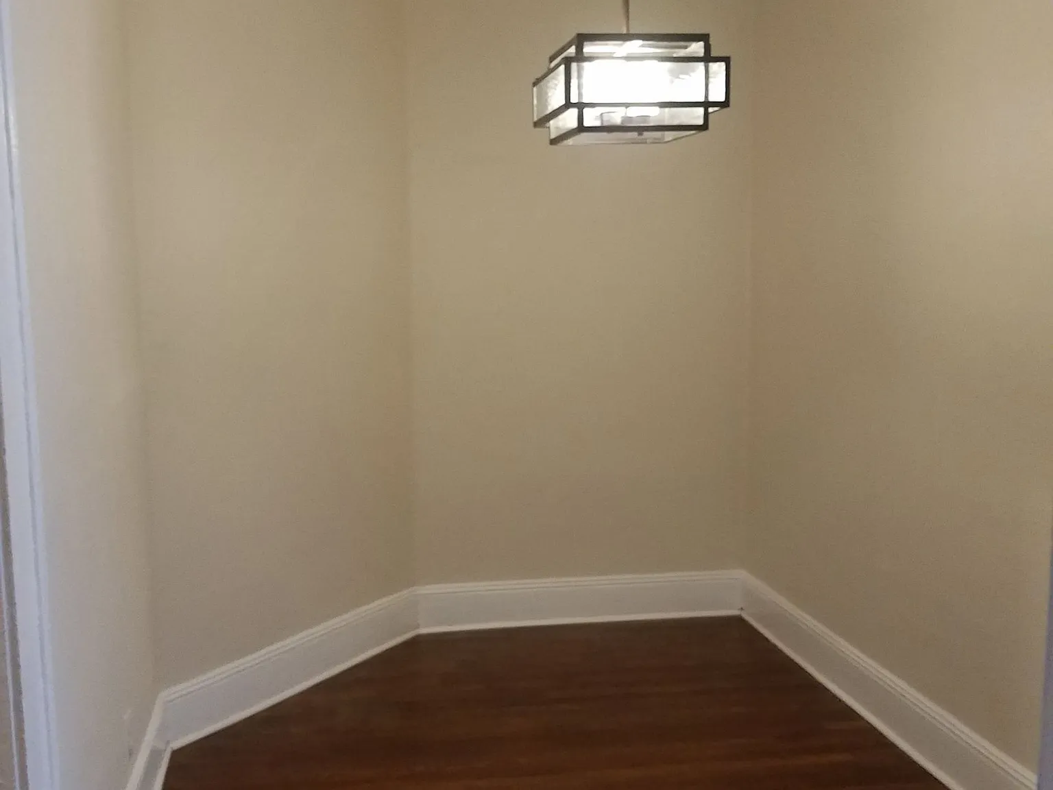 1 bed, 1.0 bath, 750 sqft, $1,695 — Photo 2