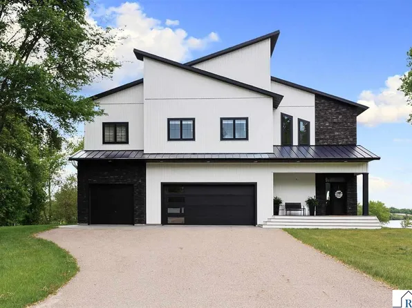 6367 232nd St W, Faribault, MN 55021
