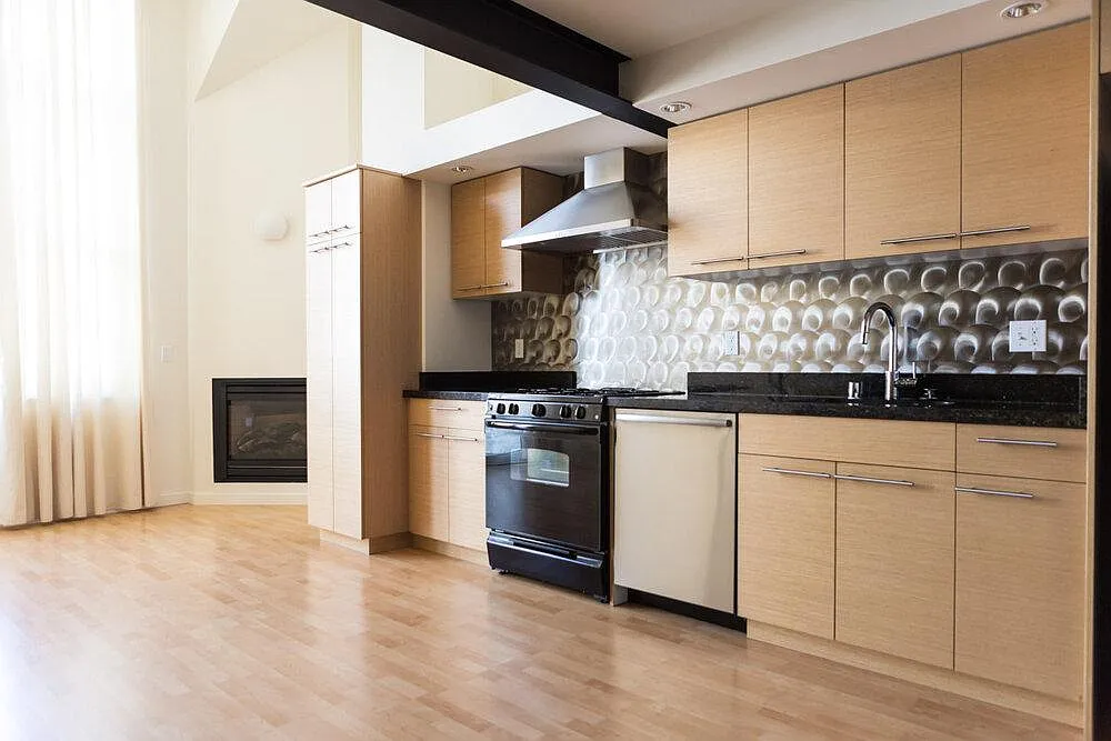 Building Photo - Loft 168