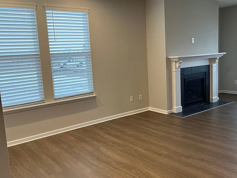 14413 Shrawley Ct — Photo 8