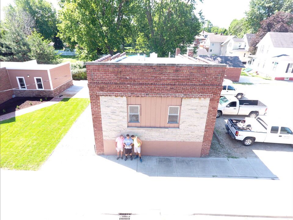 1st image of 240 E Fremont St