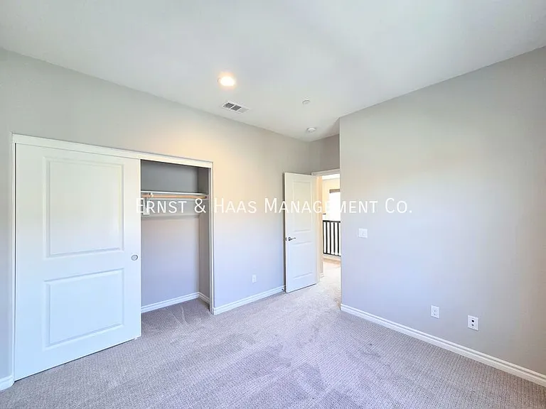 4735 Holly Ave — Photo 21