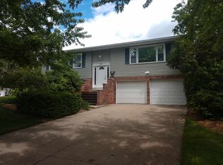 301 S East St, Linden, MI 48451