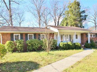 141 Hillcrest Rd, Thomasville, NC 27360