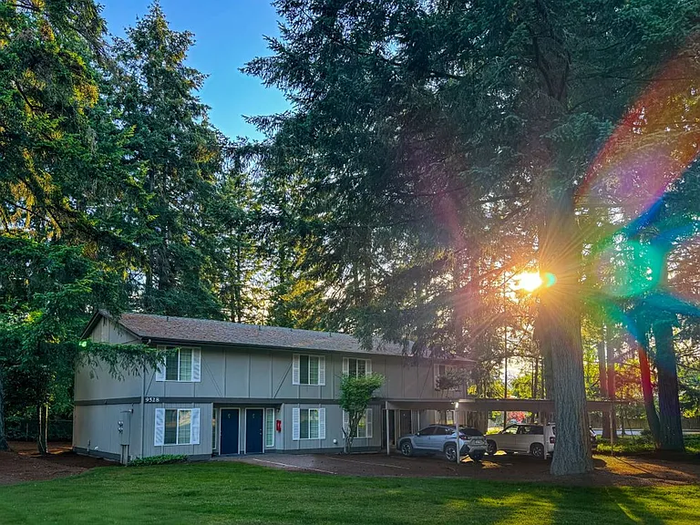 Madrona Estates — Photo 20