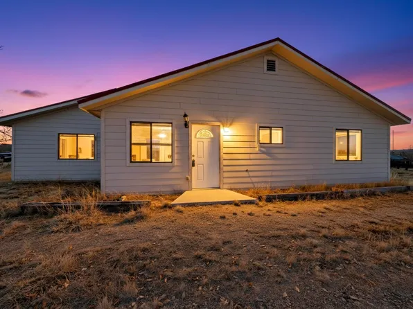 3 California Ct, Moriarty, NM 87035