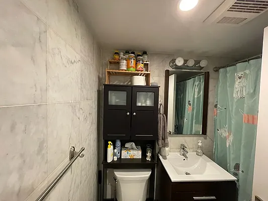 Rented by Oxford Property Group | media 7