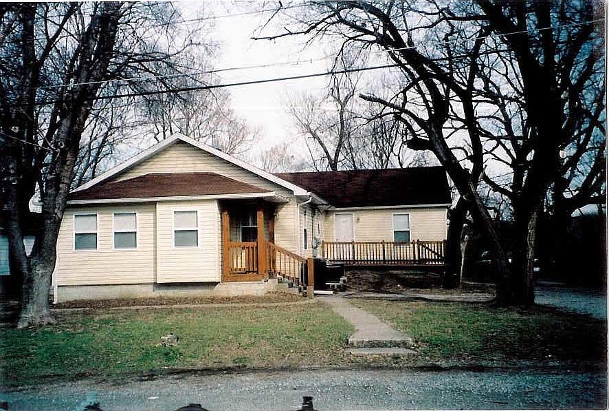 1st image of 9007 Crest Dr #A