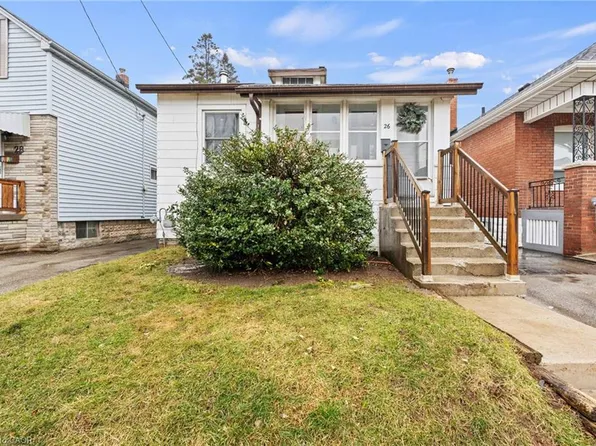 26 Garside Ave N, Hamilton, ON L8H 4W2