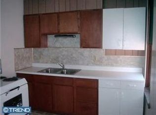 14 S 2nd St, Womelsdorf, PA 19567