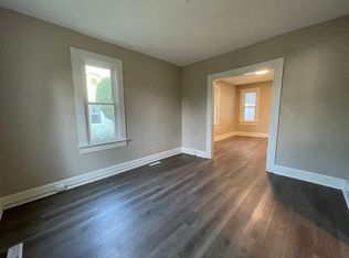 925 Adams St, La Crosse, WI 54601