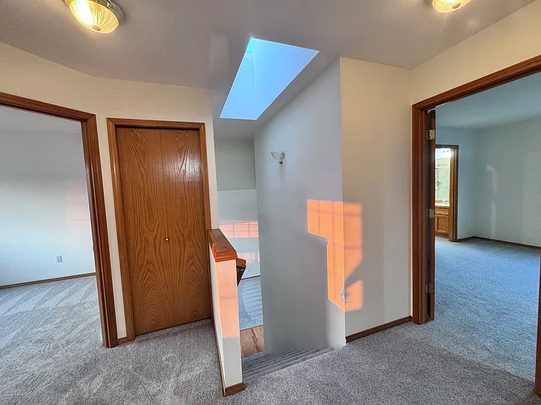 4631 NE 7th Pl — Photo 14