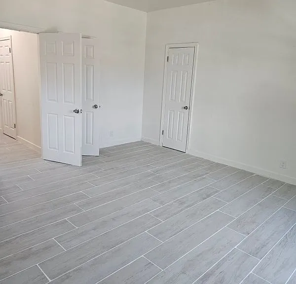7110 Somerset Blvd #5 — Photo 13