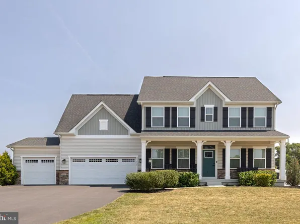 131 Decatur Cir, Stephens City, VA 22655