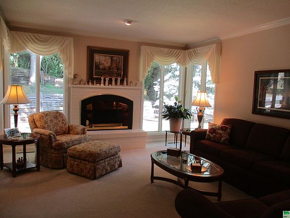 5th image of 2412 Apache Dr
