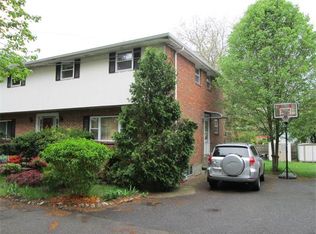 129 Gould St, Needham, MA 02494