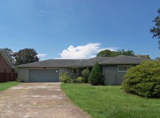 8741 N Lagoon Dr, Panama City Beach, FL 32408