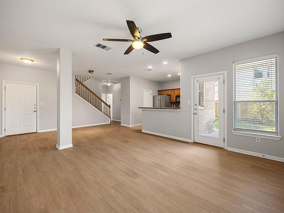 3rd image of 5708 W Gate Blvd