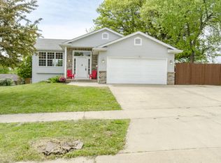 4956 4th St NW, Rochester, MN 55901
