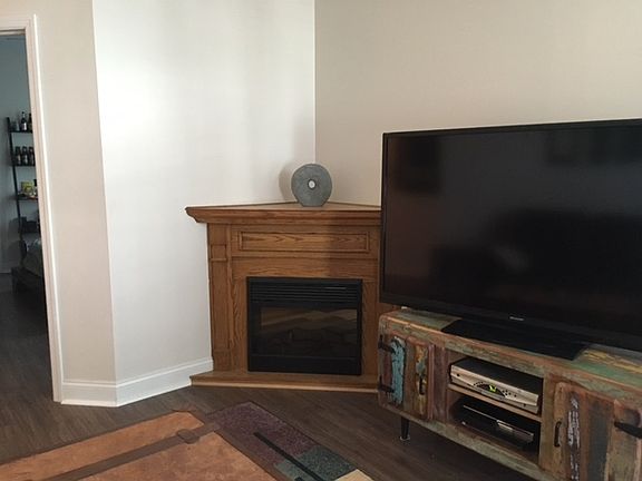 2nd image of 2627 Suncrest Village Cir