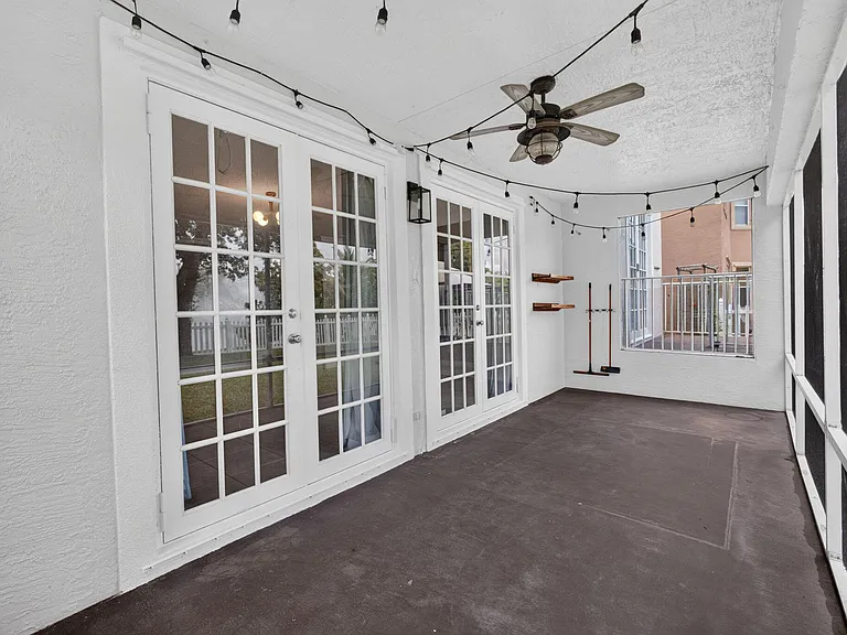 1204 Oakwater Dr — Photo 51