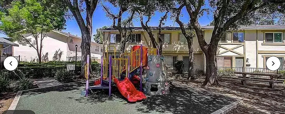 3 bed, 1.5 bath, 1180 sqft, $3,100 — Photo 3