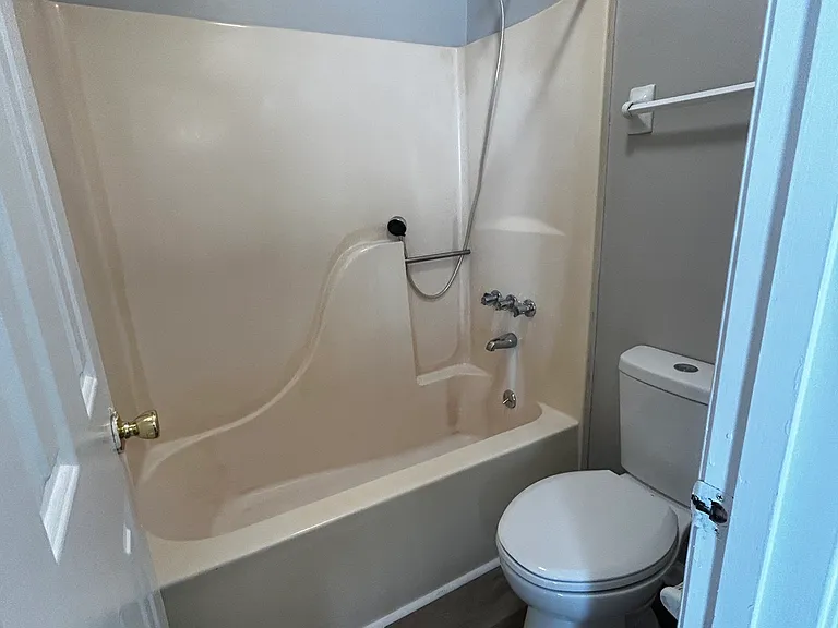 4361 Brickwood Ln — Photo 11