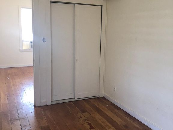 4th image of 518 H St APT 6