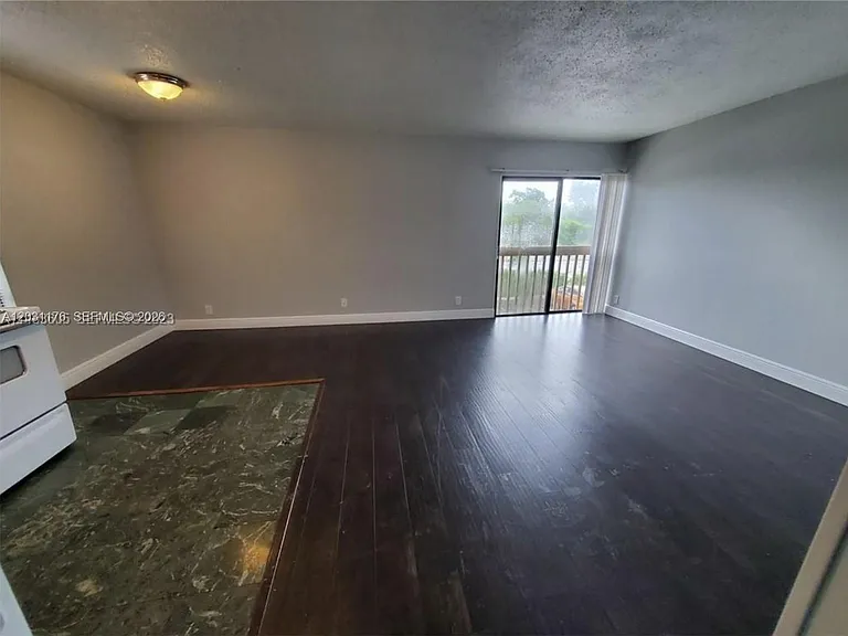 3006 Coral Ridge Dr #210B — Photo 5
