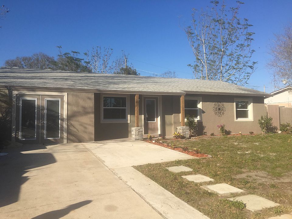 2nd image of 3220 Melody Ln