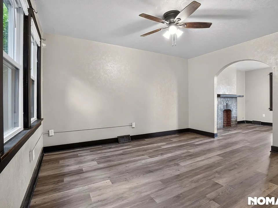 523 Ridge Ave