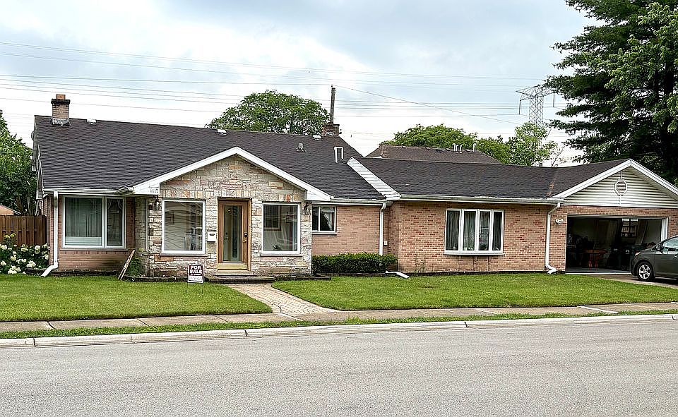 1st image of 5807 Capri Ln