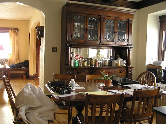 4th image of 2112 Dupont Ave S Unit 1