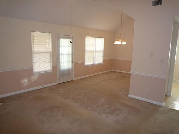 5th image of 4709 Dursey Dr