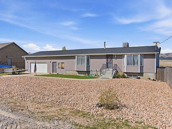 3rd image of 470 S 200 W