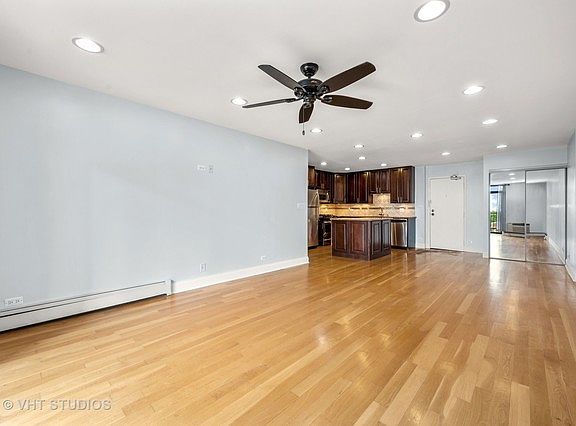3rd image of 3900 N Pine Grove Ave APT 714