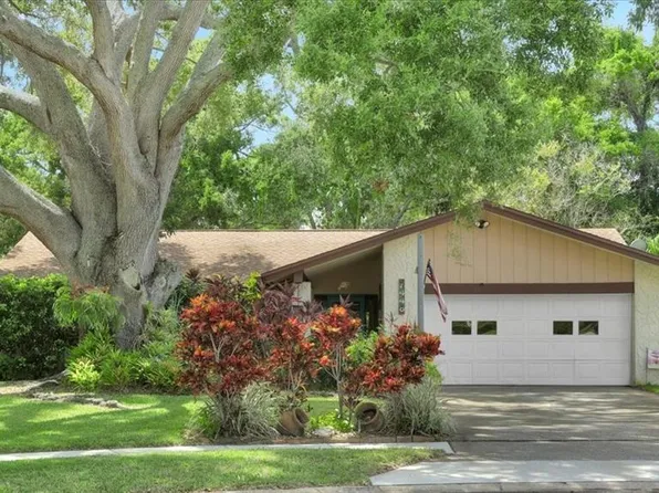 7448 133rd St, Seminole, FL 33776