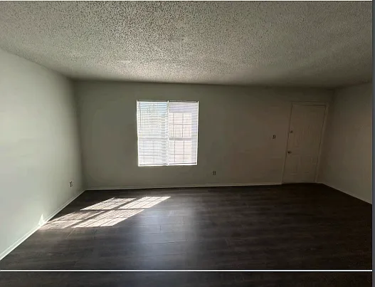 2 bed, 750 sqft, $1,025 — Photo 3