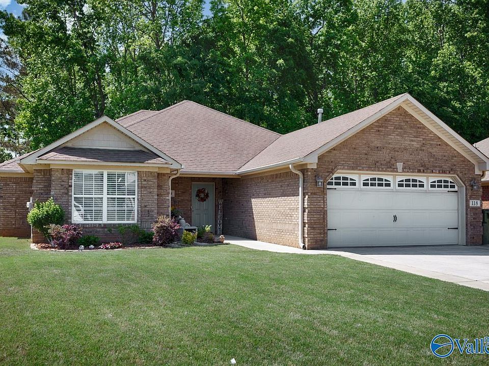 1st image of 118 Autumn Branch Dr