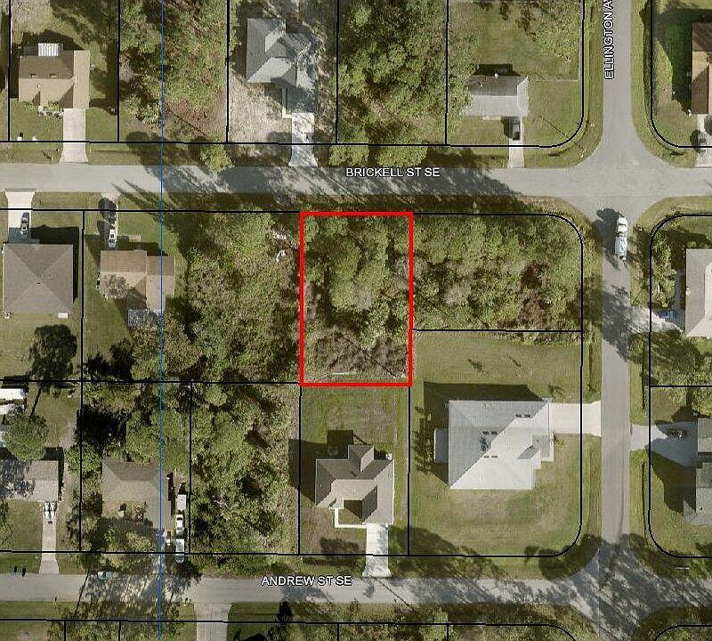 1st image of 682 Brickell St SE