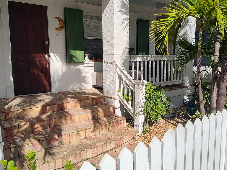 806 Thomas St #A — Photo 10