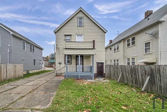 2807 E 124th St #LOWER — Photo 24