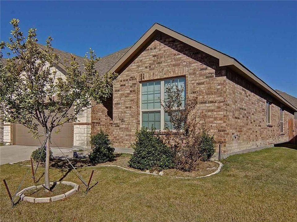 1st image of 4212 Leeds Dr