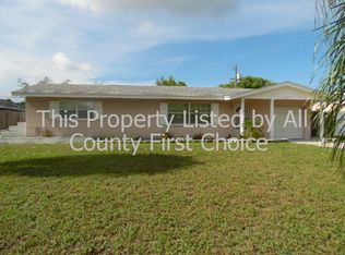 11752 80th Ave, Seminole, FL 33772