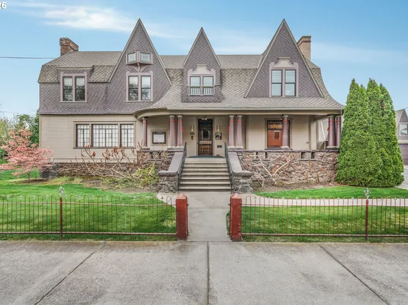 233 SE 4th St, Pendleton, OR 97801