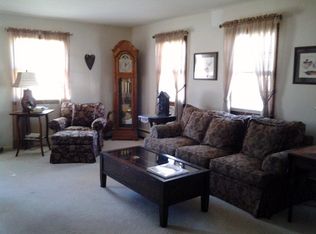 805 S Beverwyck Rd, Parsippany, NJ 07054